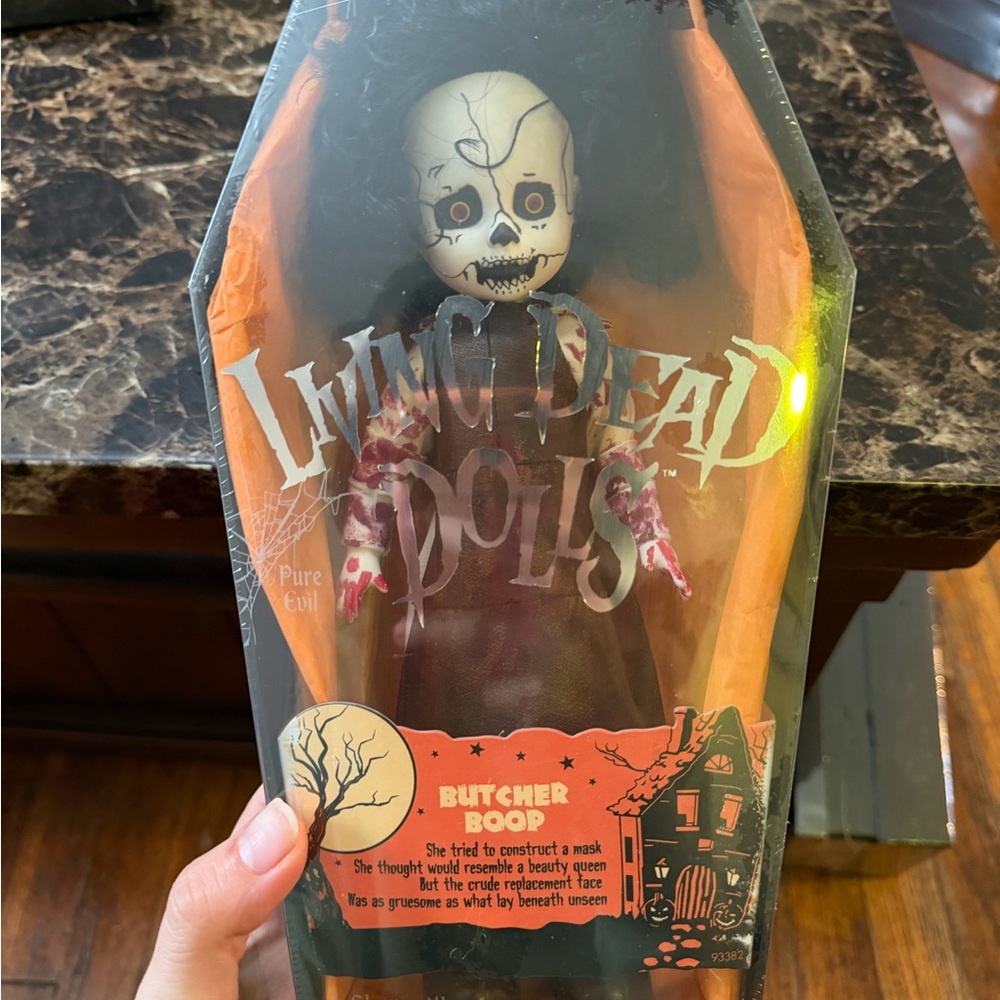 Living Dead Dolls -Butcher Boop - Series 32